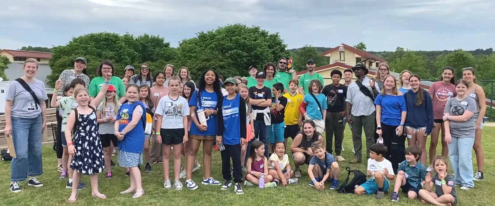 Campers and volunteers gathered together at a Diabetes Family Connection Camp to Community event
